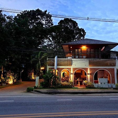 Likita Resort Бан Пе Екстериор снимка