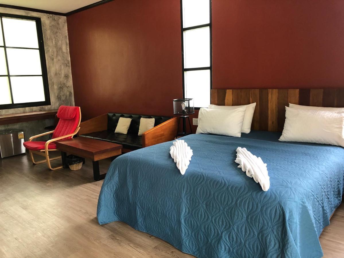 Likita Resort Бан Пе Екстериор снимка