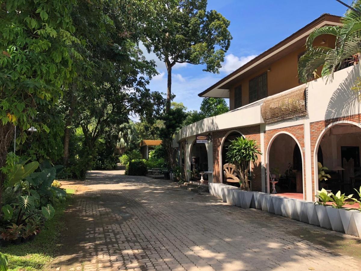 Likita Resort Бан Пе Екстериор снимка